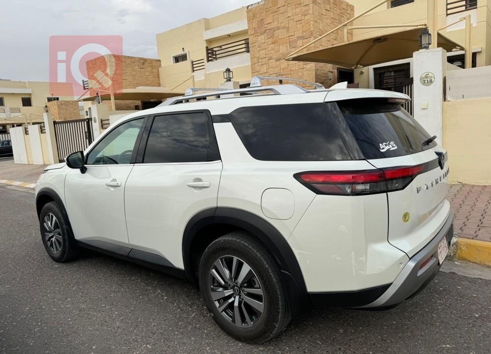 Nissan Pathfinder